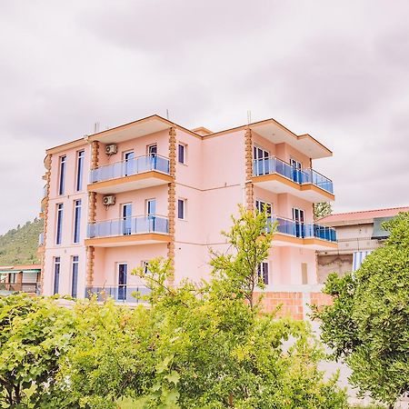 Apartments Krstovic ซูโตมอเร ภายนอก รูปภาพ