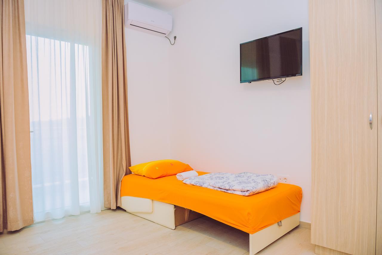 Apartments Krstovic ซูโตมอเร ภายนอก รูปภาพ