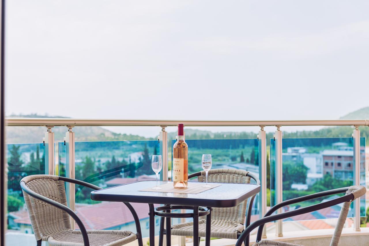Apartments Krstovic ซูโตมอเร ภายนอก รูปภาพ